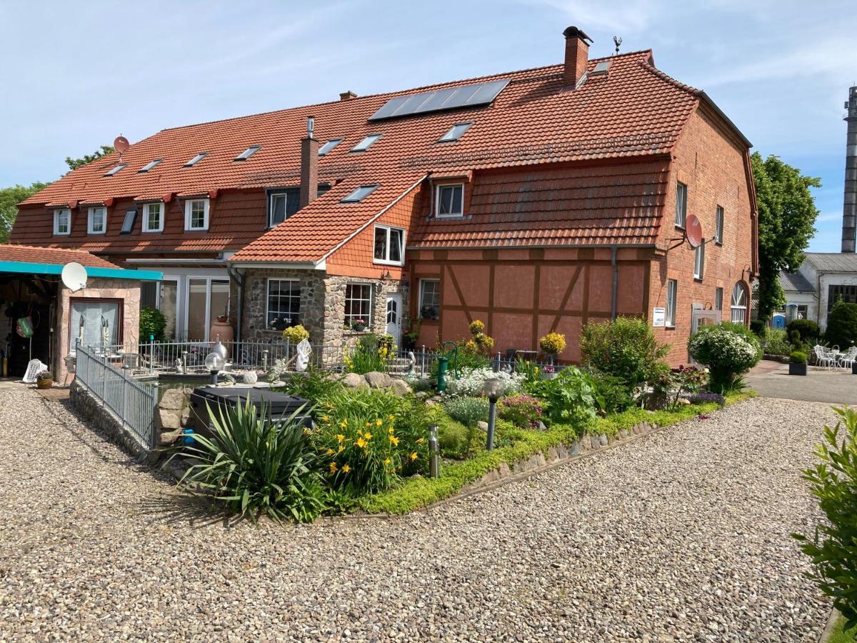 Grundshagen Landhausidyll Ferienwohnung מראה חיצוני תמונה